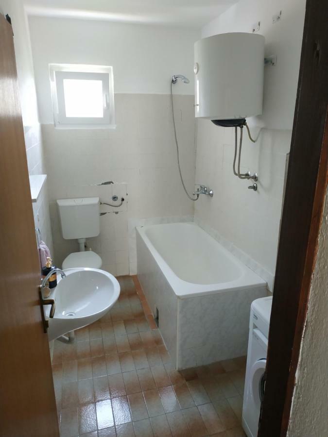 Libra Apartments Tivat Room photo